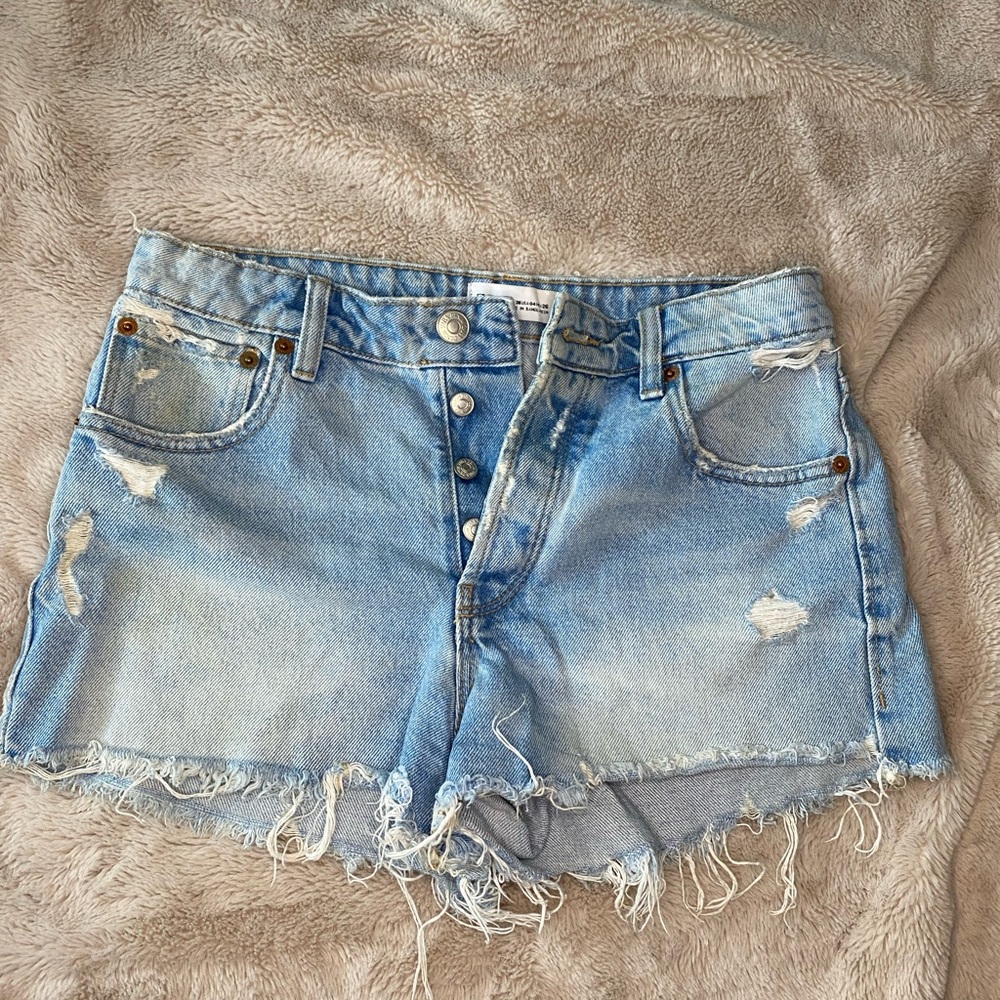 Zara jean shorts size 4